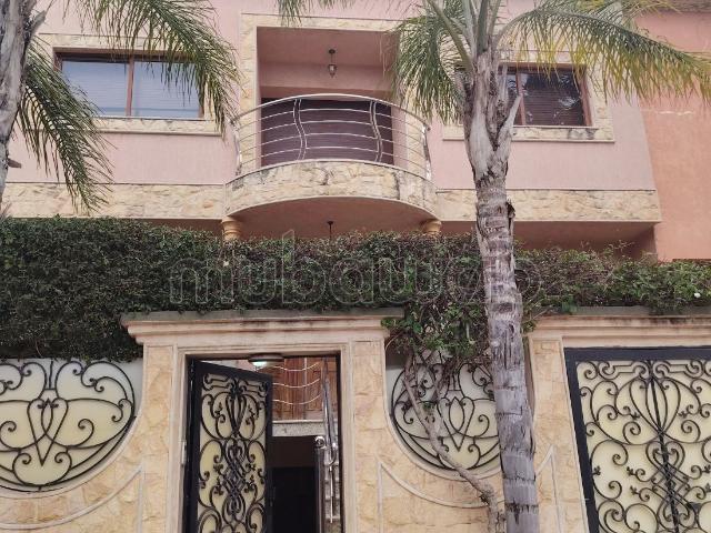 180 m2 Magnifique villa à Dalia Bouskoura