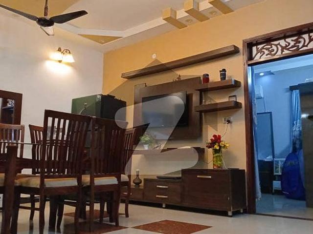 180 Sq. Yards 2nd Floor With Roof Portion For Sale In Gulistan E Jauhar Block 3 A