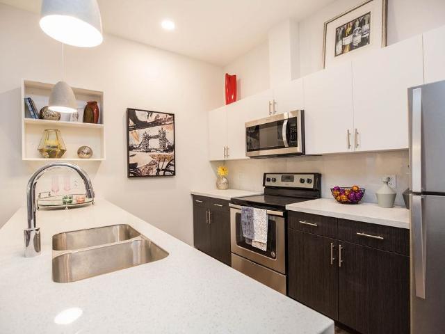 180 Roslyn 1 Bedroom Apartment for Rent at 180 Roslyn Rd, Winnipeg, MB R3L 0S7 Roslyn