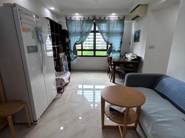 180A Boon Lay Drive HDB Apartment For Sale, $480,000, 2 Bed 2 Bath 732 sqft $656.00 psf