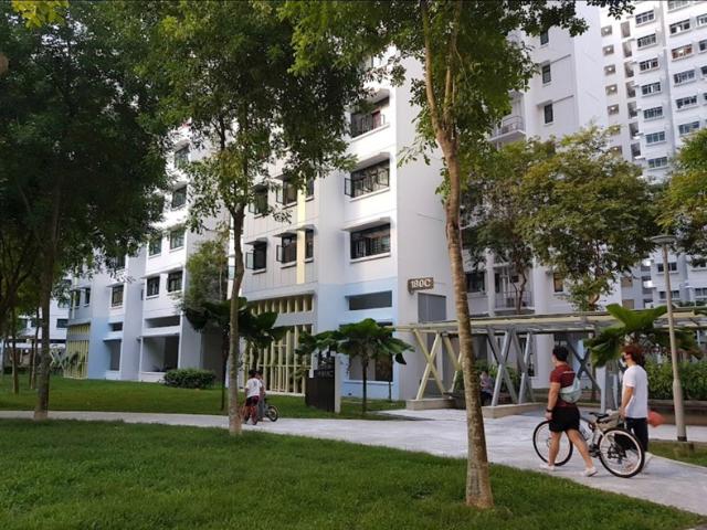 180A Boon Lay Drive HDB Apartment For Sale, $545,000, 2 Bed 2 Bath 731 sqft $746.00 psf