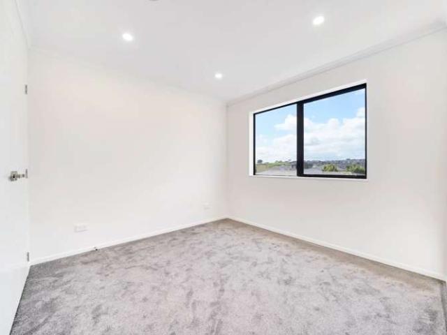 180D Clevedon Road, Papakura