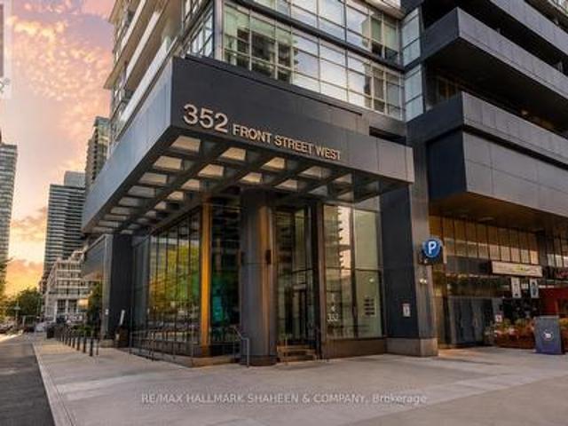 1815 Front Street W, Toronto, ON, M5V 1B5 condo for sale | Listing ID C13556 | Royal LePage