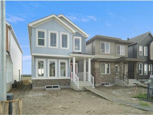 1816 A Street, Edmonton, AB, T5Z 0T4 house for sale | Listing ID E4478 | Royal LePage