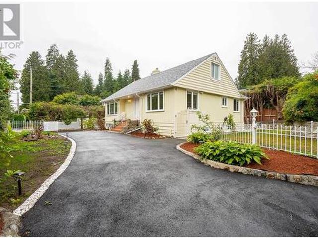 1819 Inglewood Avenue, West Vancouver, BC, V7V 1Y8 house for sale | Listing ID R2987 | Royal LePage