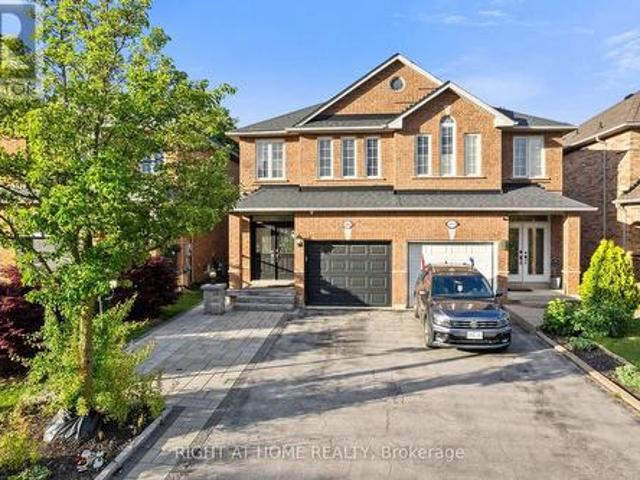 1811 Creek Way, Burlington, ON, L7L 6R1 house for sale | Listing ID W13477 | Royal LePage