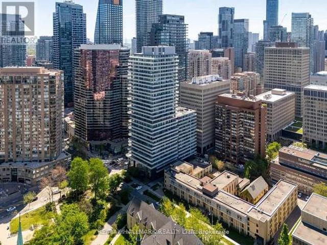 1811 57 St Joseph Street, Toronto, ON, M5S 0C5 condo for sale | Listing ID C13606 | Royal LePage