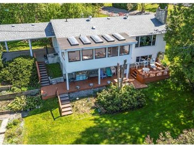 1811 9 Avenue Se, Salmon Arm, BC, V1E 2J6 house for sale | Listing ID 10346 | Royal LePage