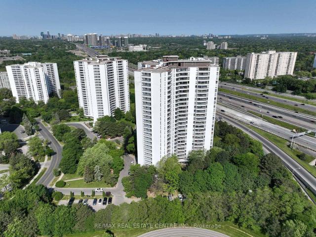 1812 Graydon Hall Drive, North York | 2Beds/1Bath, Condo, $2,230/mo | Condos. Ca