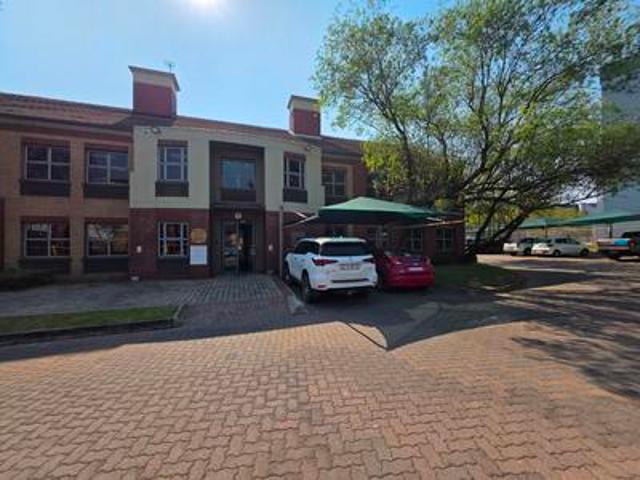 181.94m2 office to let at atterbury.