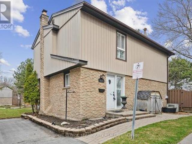 1825 Hyde Mill Crescent, Mississauga, ON, L5N 0A7 condo for sale | Listing ID W13565 | Royal LePage