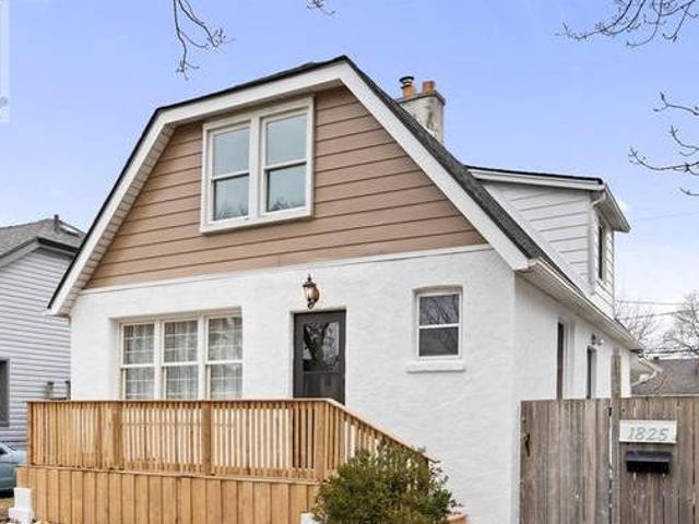 1825 WINDERMERE Windsor Ontario