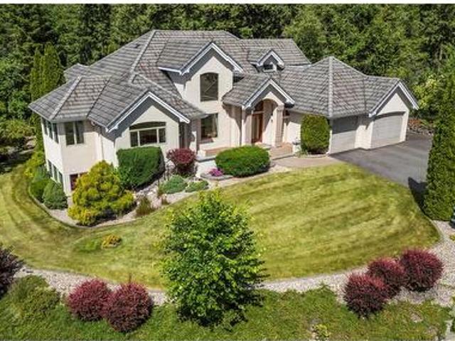 1821 50 Avenue Ne, Salmon Arm, BC, V1E 4P4 house for sale | Listing ID 10385 | Royal LePage