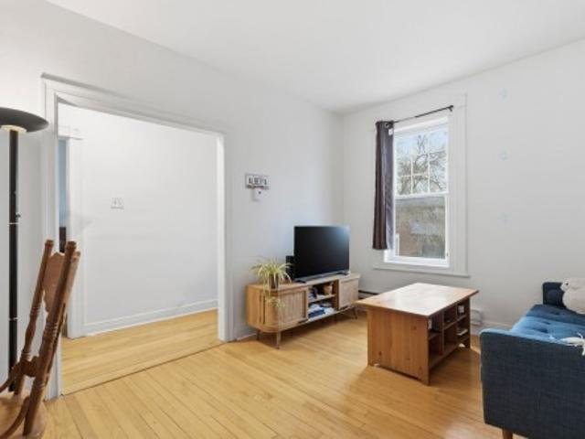 1823 Rue De Villiers, Montréal Le Sud Ouest, QC, H4E 1K9 lease for lease | Listing ID 21681 | Royal LePage