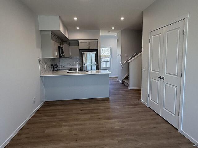 182 182 Chappelle Dr Sw