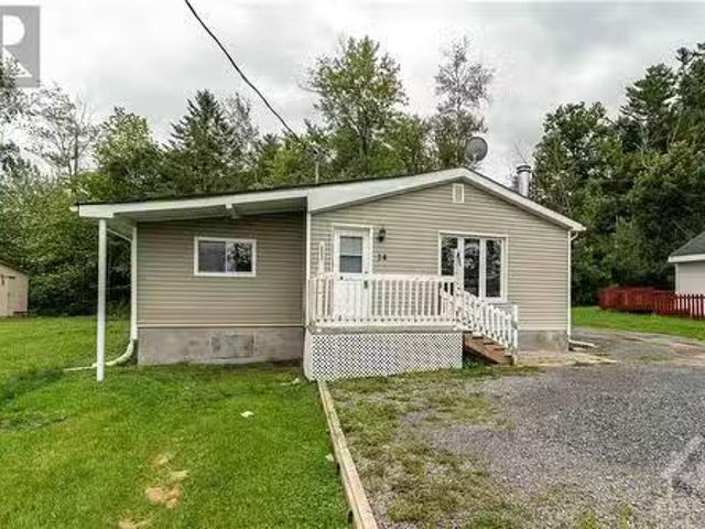 182 Dallaire Street Unit#14, Rockland, ON, K4K 1K7 house for.