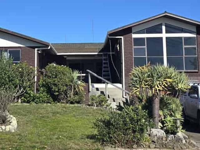 182 Ocean Road, Ohope, Whakatane