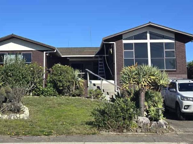 182 Ocean Road, Ohope, Whakatane