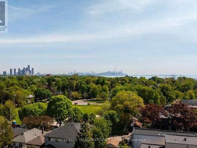 182 Lakeshore Drive, Toronto, ON, M8V 2A9 house for sale | Listing ID W13247 | Royal LePage