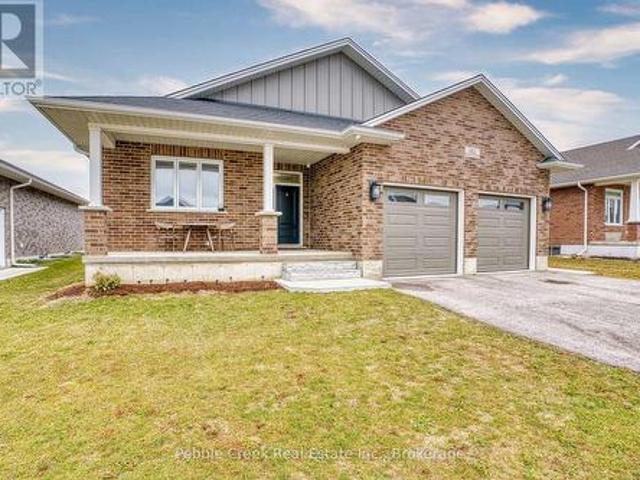 182 Shearwater Trail, Goderich. Town, ON, N7A 0C3 house for sale | Listing ID X13499 | Royal LePage