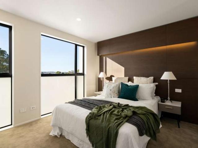 182 Tripoli Road, Pt England, Auckland City
