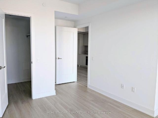 1839 20 Inn On The Park Drive
