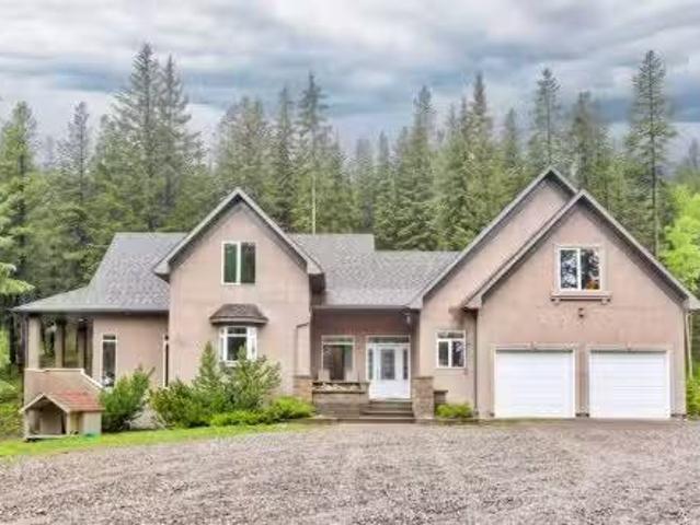 1830 York Creek Close, Blairmore, AB, T0K 0E0 house for sale.