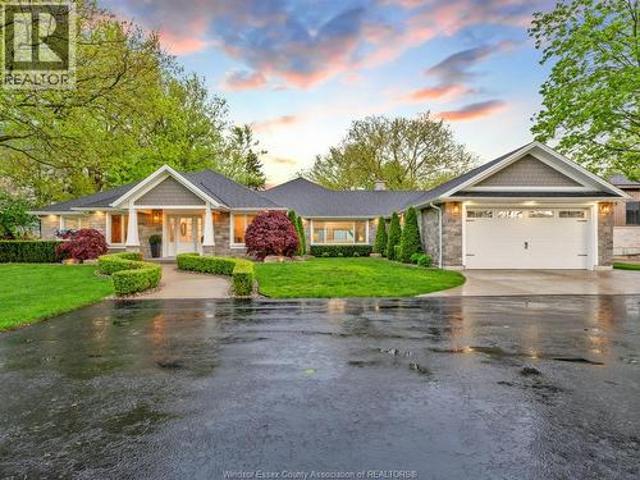1831 Heritage Road, Kingsville, ON, N9Y 2E6 house for sale | Listing ID 26014 | Royal LePage