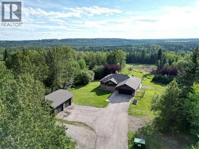 18321 Highway 16 E, Rural Yellowhead County, AB, T7E 3B4 house for sale | Listing ID A2328 | Royal LePage