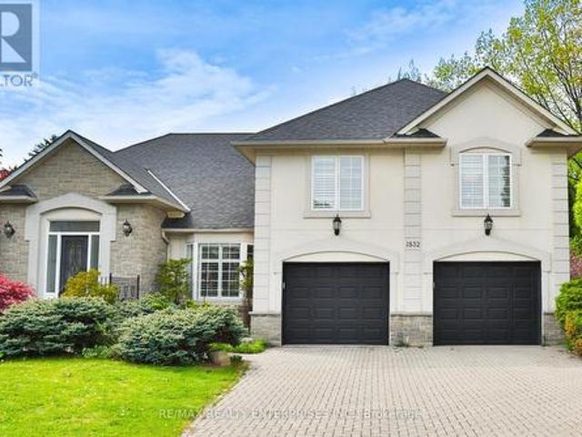 1832 Chesbro Court, Mississauga, ON, L5H 4H2 house for sale | Listing ID W13539 | Royal LePage
