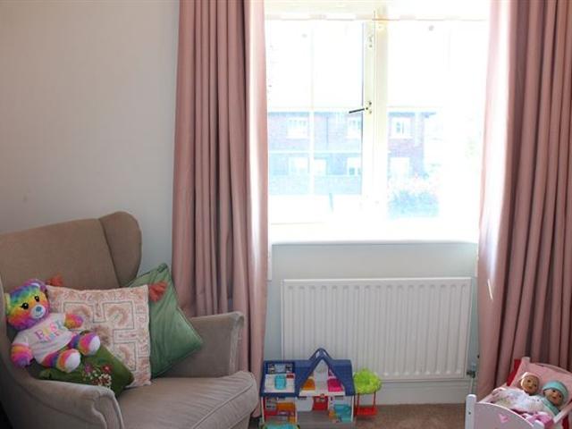 183 Cruise Park Drive, Tyrrelstown, Dublin 15 McPeake Auctioneers 4928 MyHome. Ie Residential