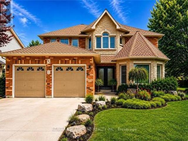 183 Daniels Street, Hamilton, ON, L9G 4Y6 house for sale | Listing ID X13426 | Royal LePage