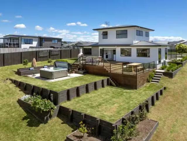 183 Penetaka Heights, Pyes Pa, Tauranga For Sale