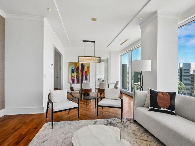 183 Wellington St W 3703, ON, CA, Toronto