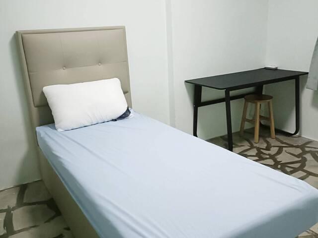 @ 183B Rivervale Crescent. 1 pax, $550/ monthly No sharing