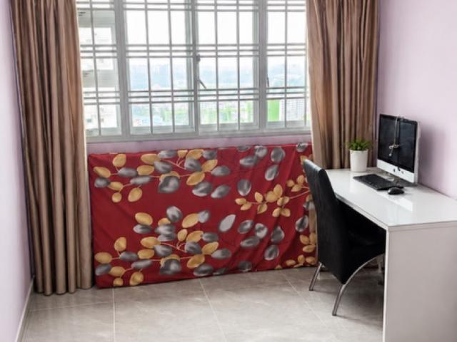 183B Woodlands Street 13 HDB Apartment Room Rental, $700, 1 Bed 2 Bath 1,108 sqft $0.63 psf