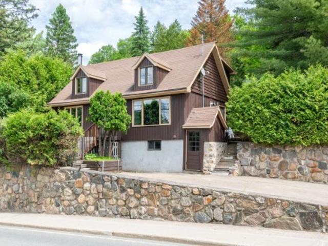 1845 Ch. Du Village, Mont Tremblant, QC, J8E 1K4 house for sale | Listing ID 19181 | Royal LePage