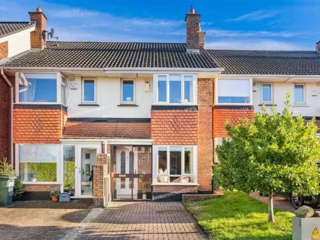 184 Woodfield, Scholarstown Road, Rathfarnham, Dublin 16, D16.