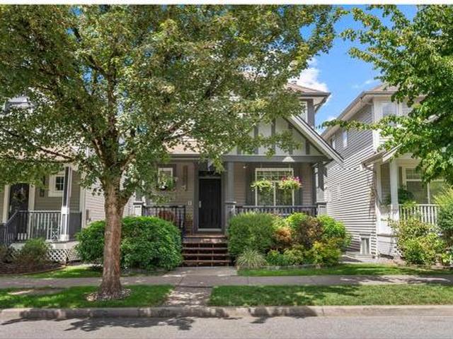 1856 Avenue, Surrey, BC, V3S 1Z1 house for sale | Listing ID R3146 | Royal LePage