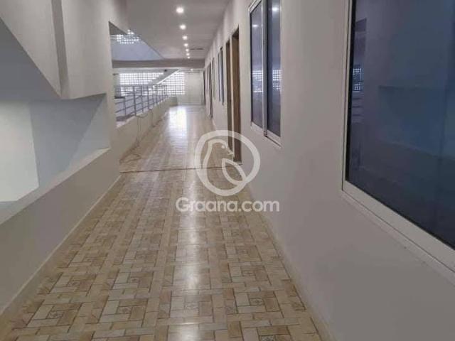 1850 Ft² Flat for Rent