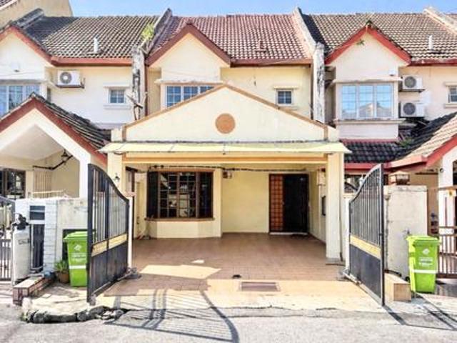 1850sqft RENOVATED 4ROOMS Double Storey Taman Wangsa Perkasa Melawati