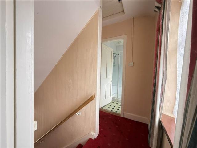 185,000 | 12 Davis Terrace, Clonmel, County Tipperary P F Quirke & Co Ltd 5018 MyHome. Ie Residential