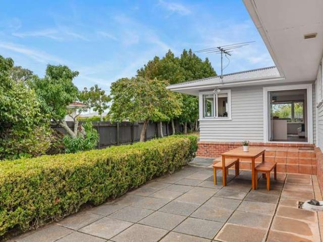 185 Don Buck Road, Massey, Waitakere City