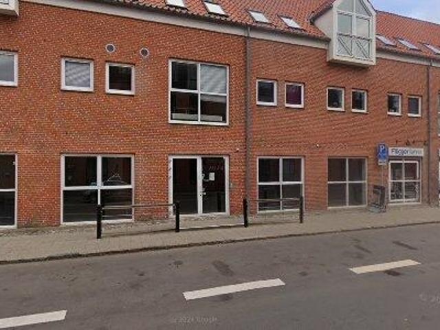 185 m2 kontor til leje i Hobro