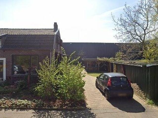 185 m2 office space for rent in Mill en Sint Hubert
