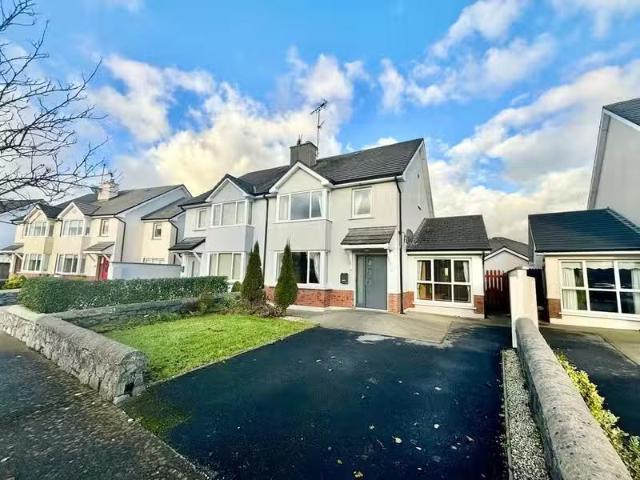 185 Palace Fields, Tuam, Tuam, Co. Galway, H54AT25 is for sale