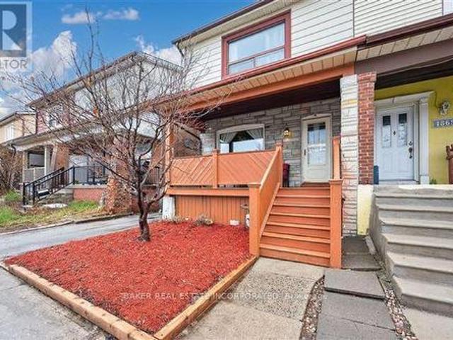1867 Dufferin Street, Toronto, ON, M6E 3P5 house for sale | Listing ID C13619 | Royal LePage