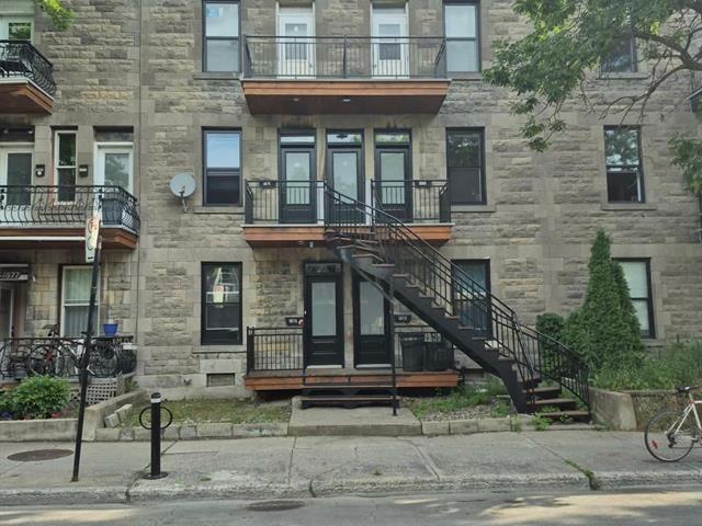 1867 Rue St Clément