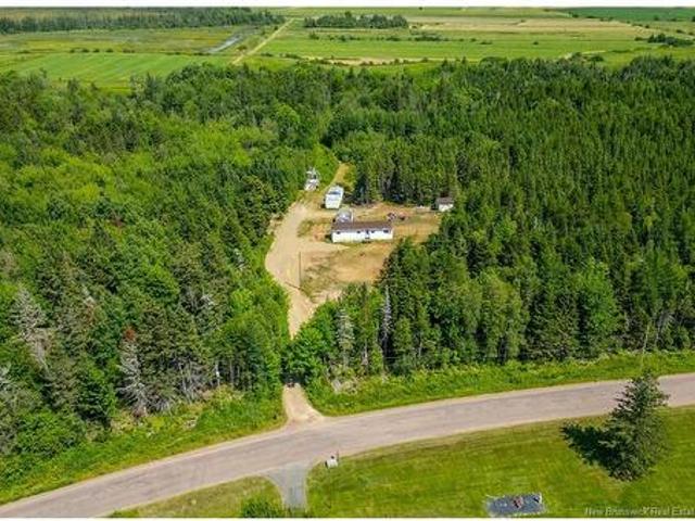 1868 Upper Aboujagane, Upper Sackville, NB, E4L 1R6 house for sale | Listing ID NB144871 | Royal LePage