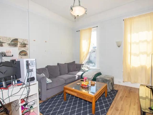 186 James Street 4
